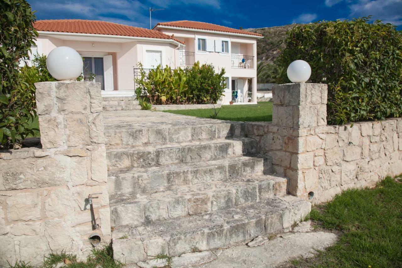 Cavaliere Houses Lixouri Exterior foto