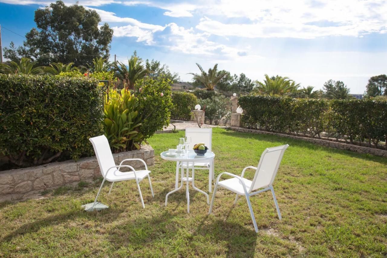 Cavaliere Houses Lixouri Exterior foto